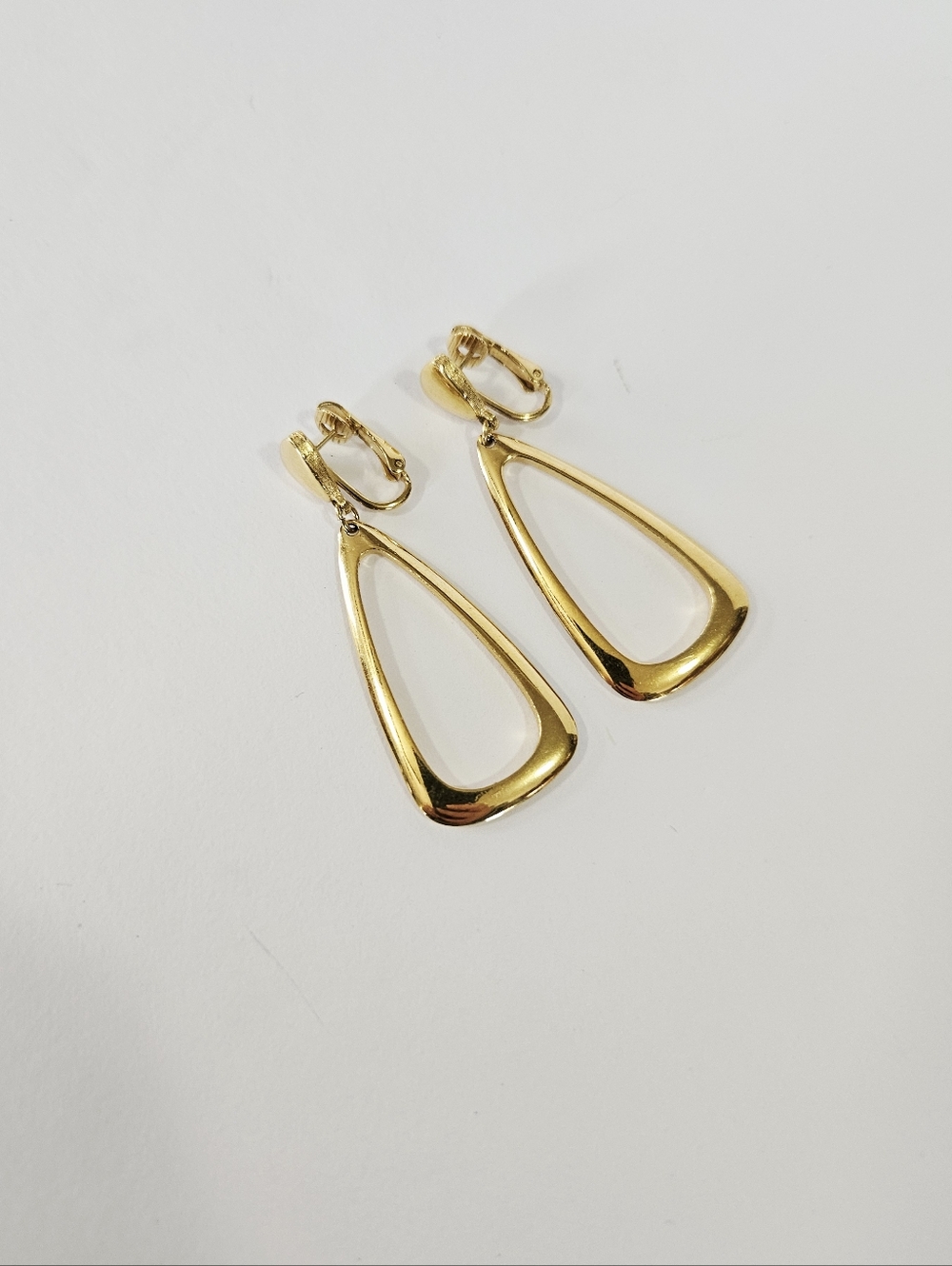 Crown Trifari Vintage Gold Tone Teardrop Dangle Large Converted Pierced Earrings